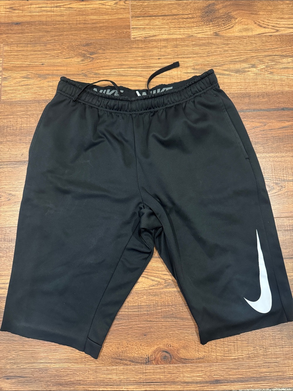 Men’s Nike Black Therma-Fit Capris/Shorts. They were once pants but cut sz: XL